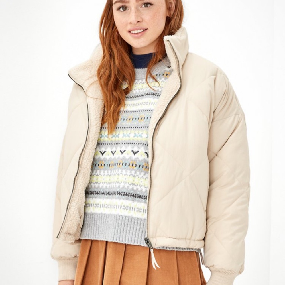 American Eagle Outfitters Cream Puffer Jacket